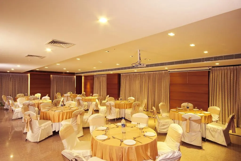 Hotel Chrysoberyl Kottayam